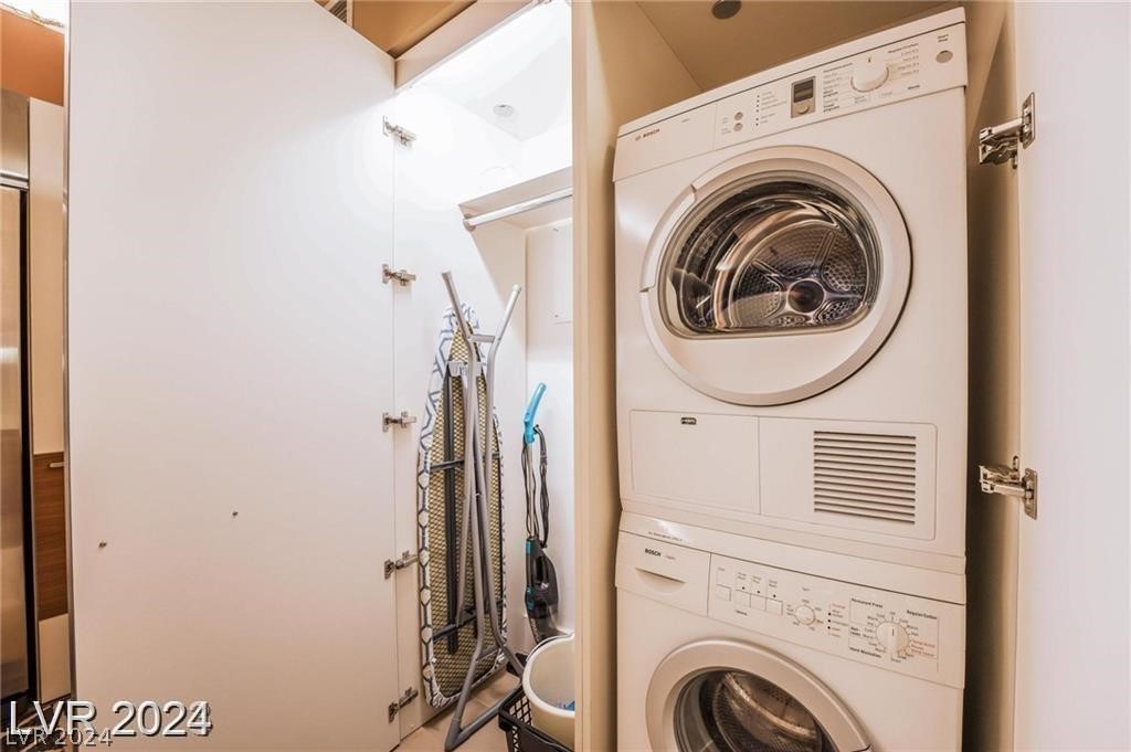 3726 Las Vegas Boulevard 2403