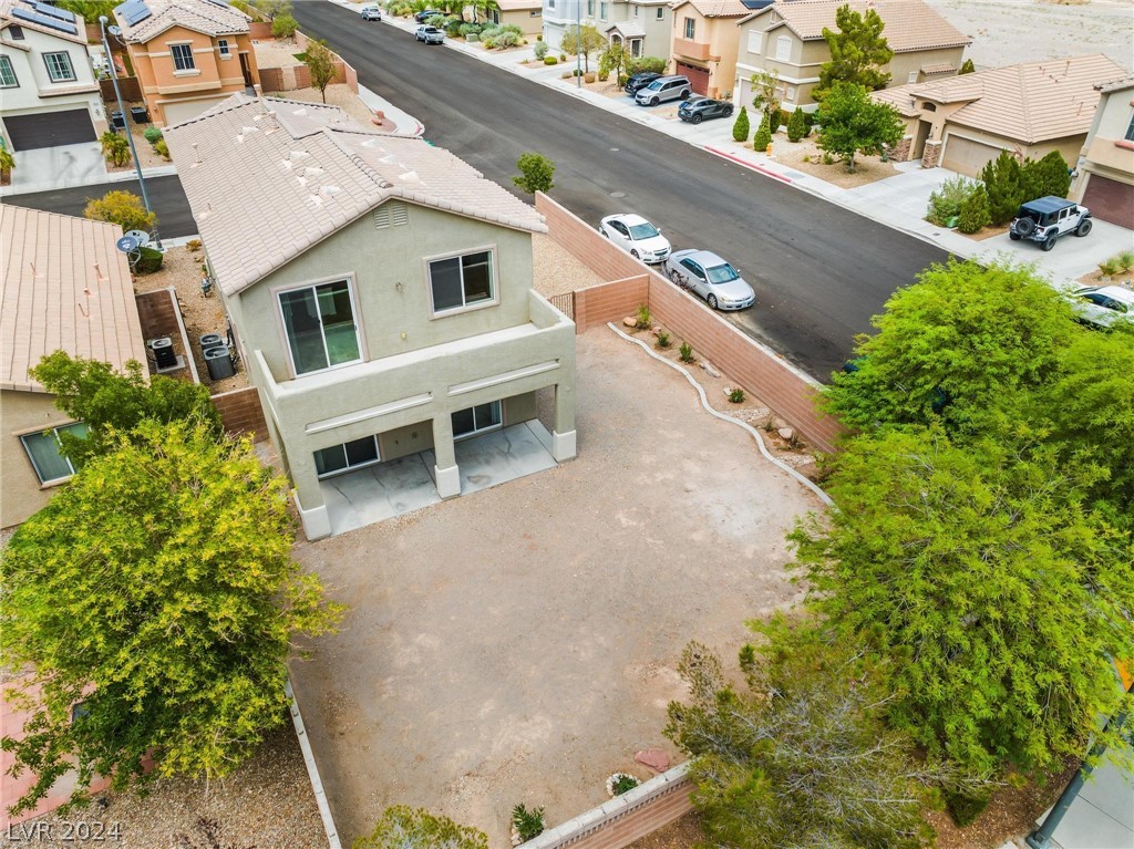 5003 Echo Shire Avenue