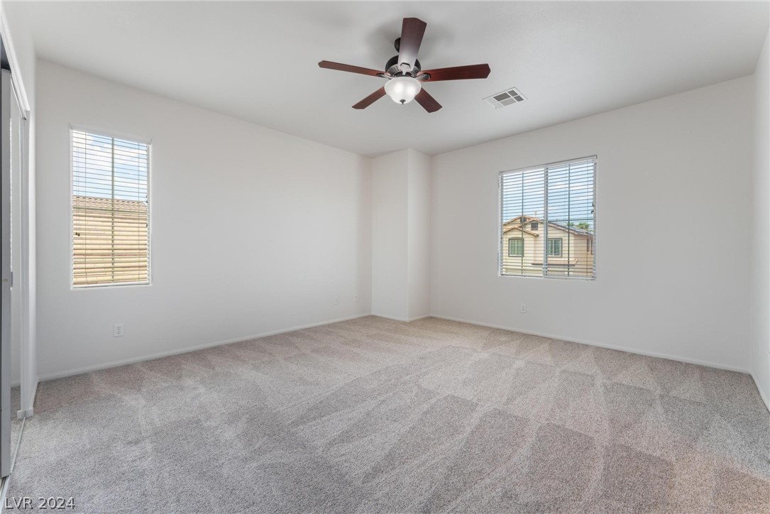 5003 Echo Shire Avenue