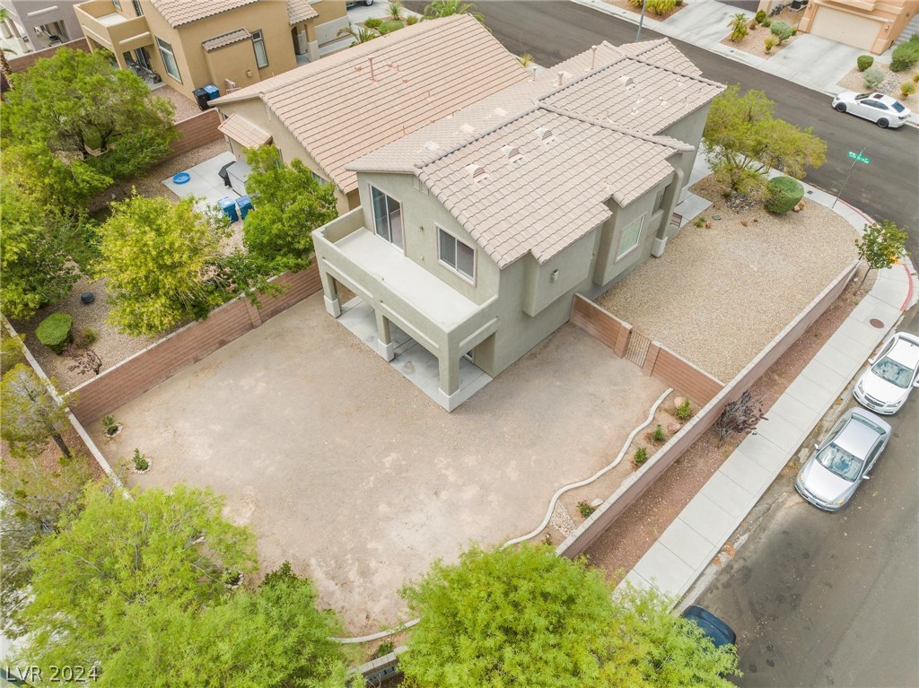 5003 Echo Shire Avenue