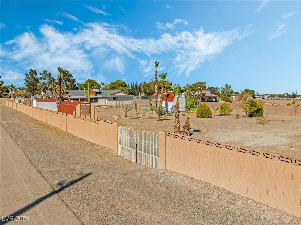 4085 West Maulding Avenue