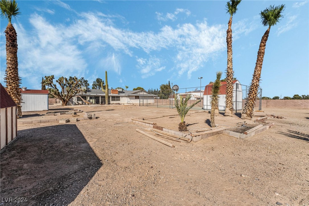 4085 West Maulding Avenue