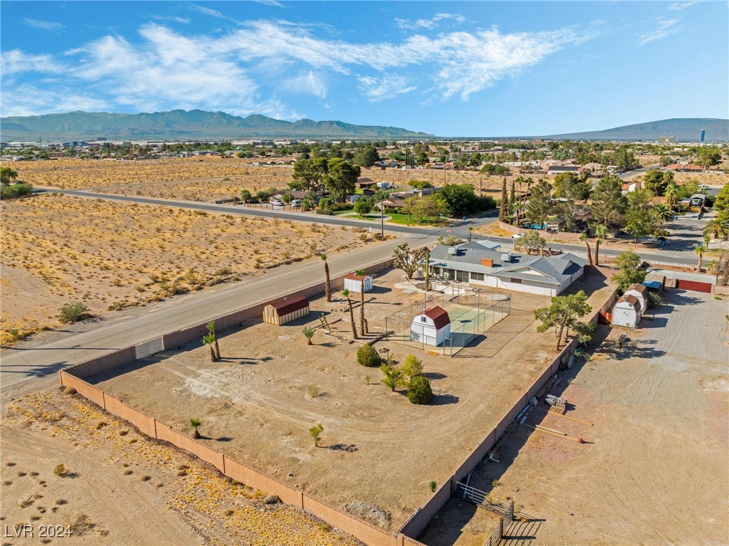 4085 West Maulding Avenue