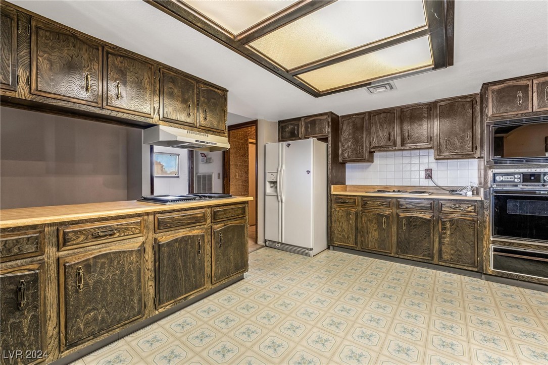 4085 West Maulding Avenue