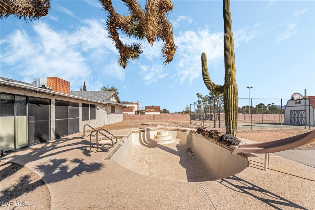 4085 West Maulding Avenue