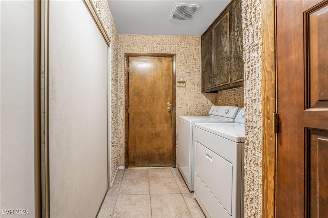 4085 West Maulding Avenue