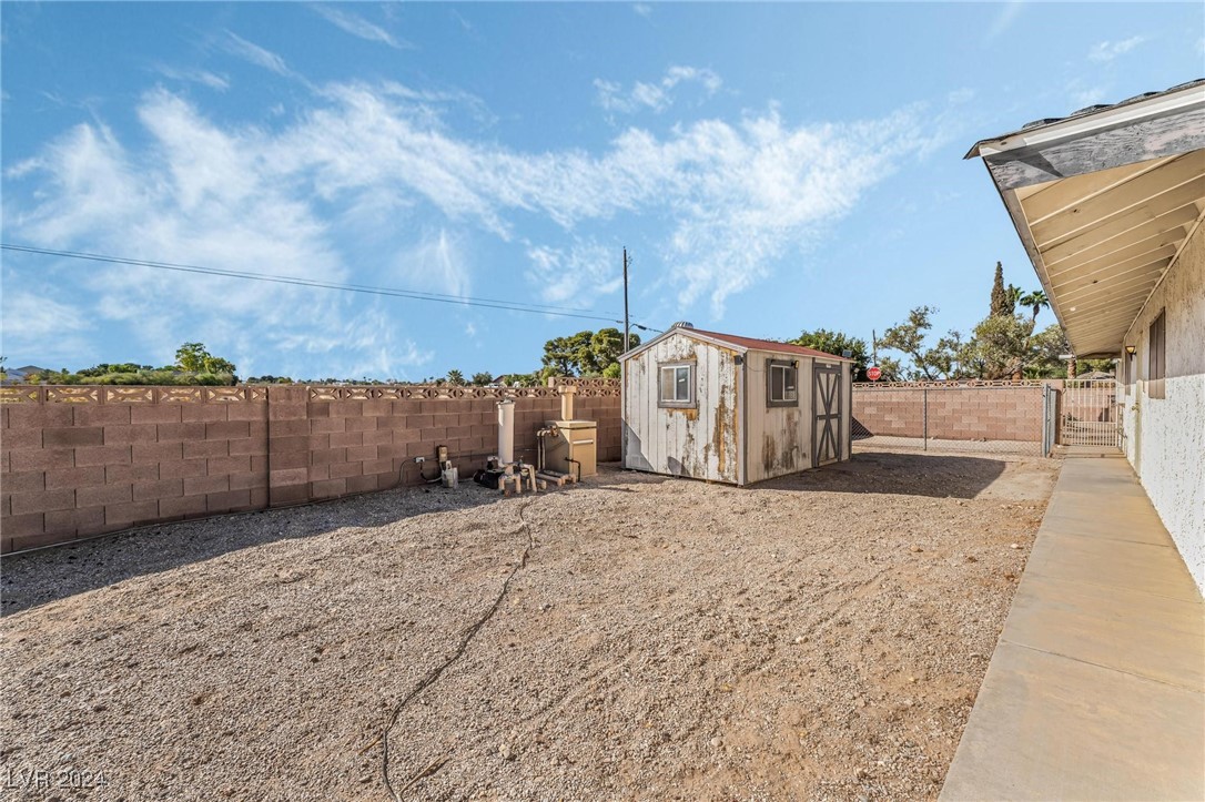 4085 West Maulding Avenue