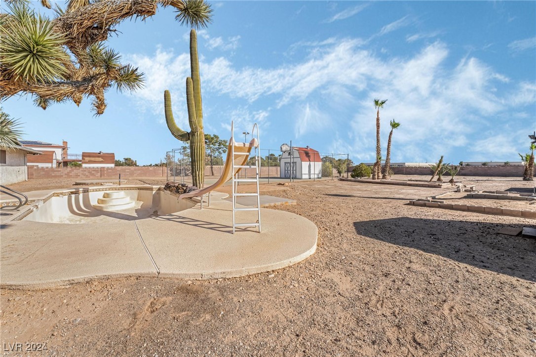 4085 West Maulding Avenue