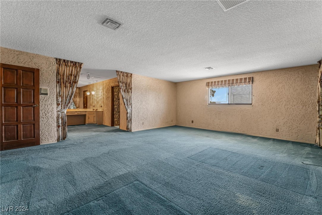 4085 West Maulding Avenue