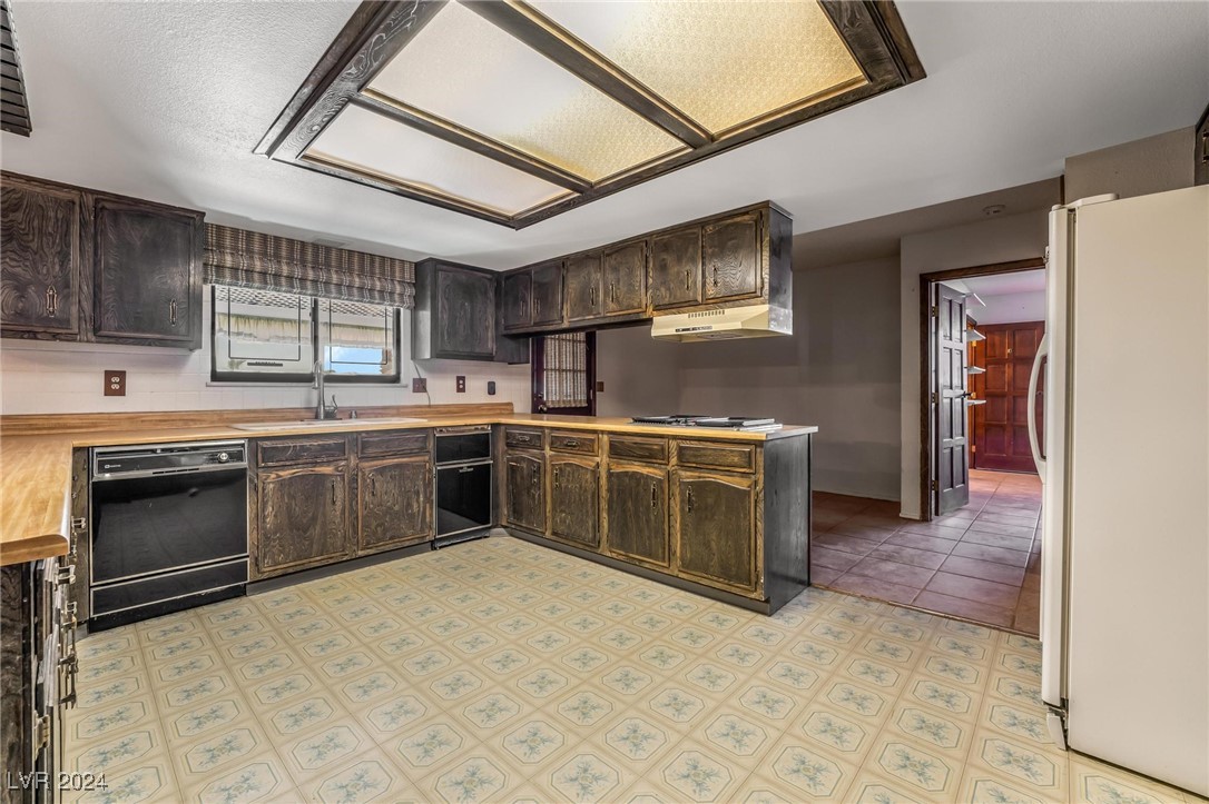 4085 West Maulding Avenue