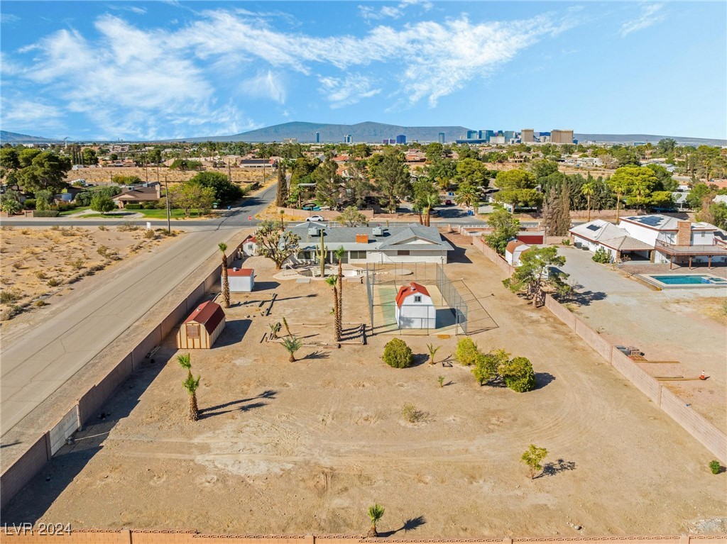 4085 West Maulding Avenue