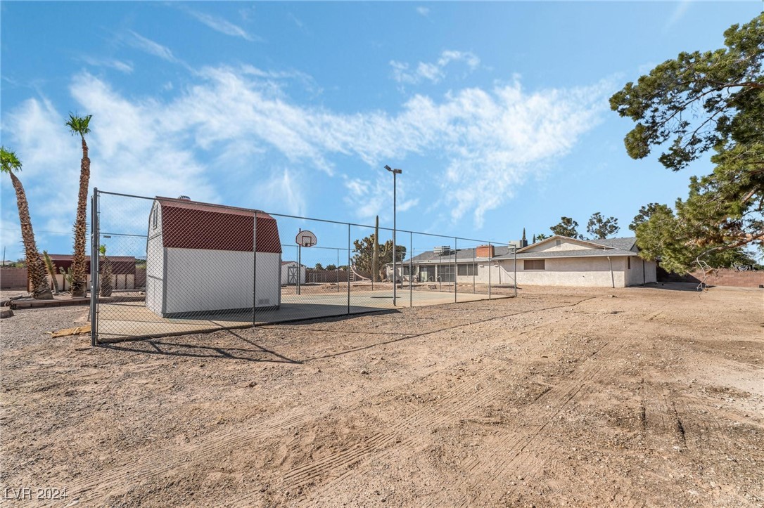 4085 West Maulding Avenue