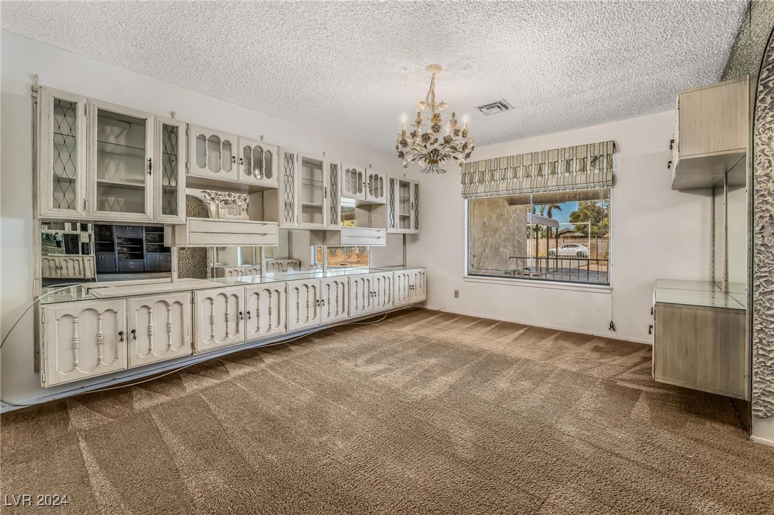 4085 West Maulding Avenue