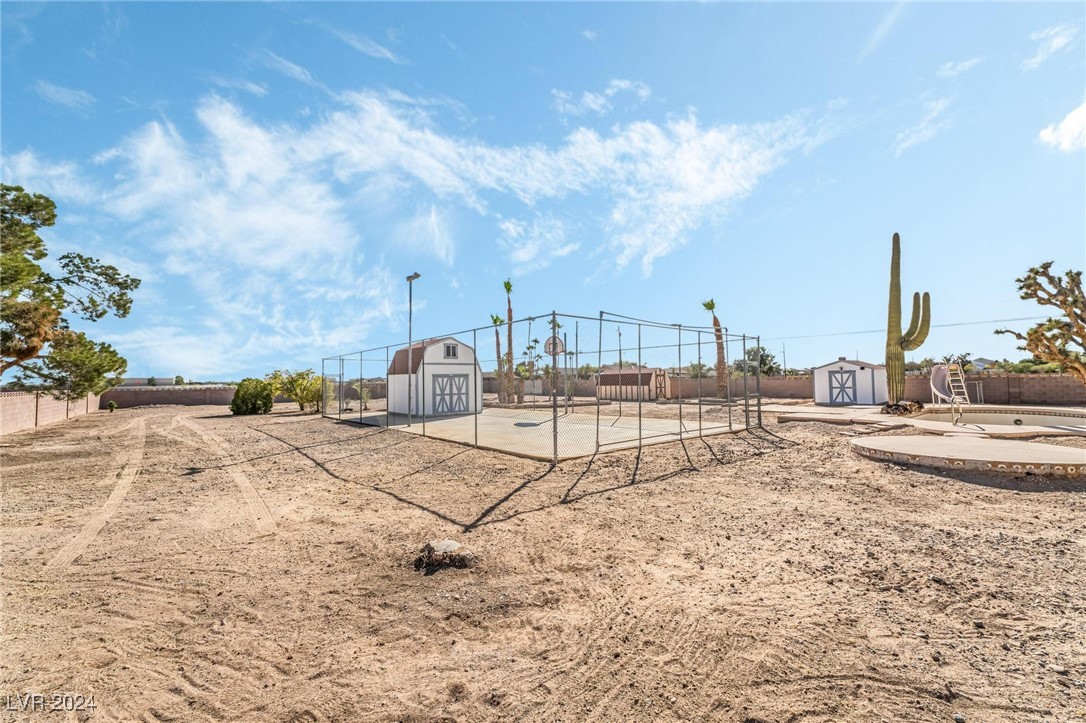 4085 West Maulding Avenue