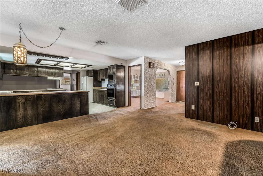 4085 West Maulding Avenue