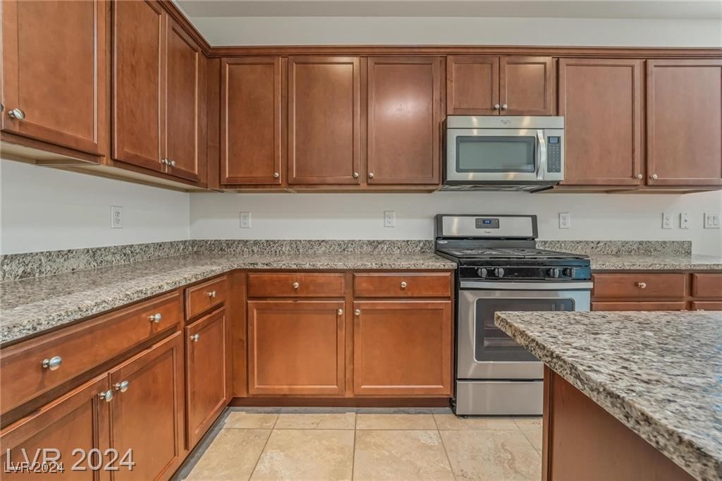 7497 Roman Huff Street