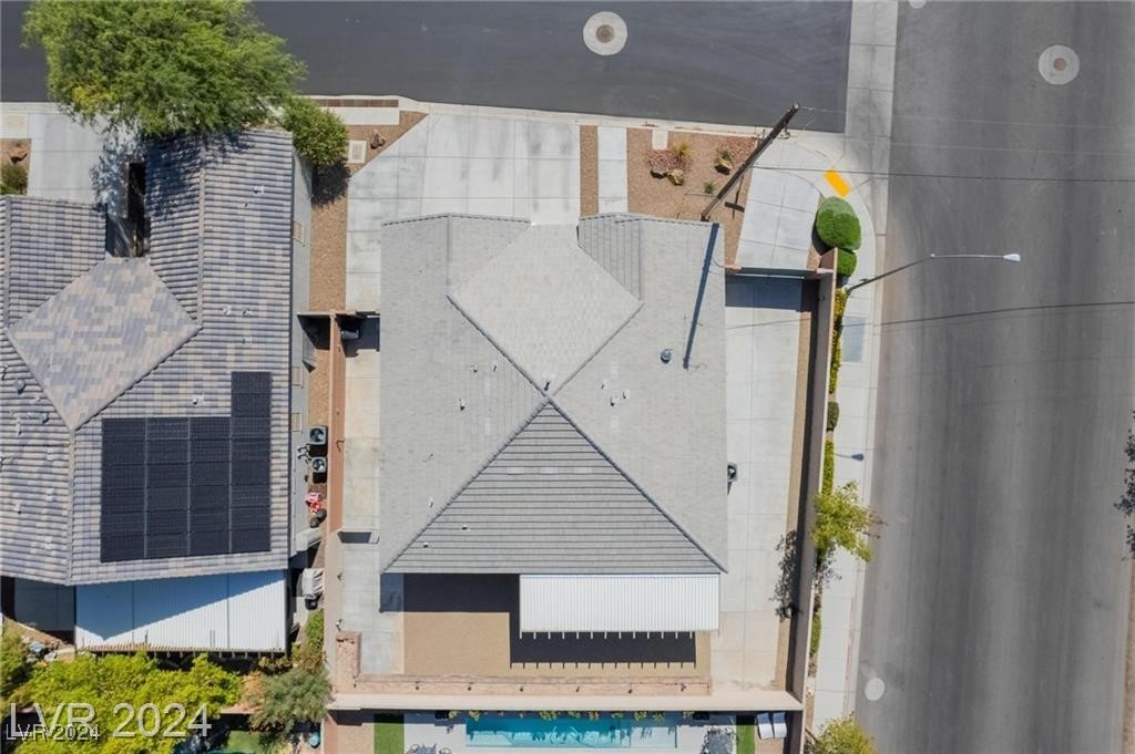 7497 Roman Huff Street