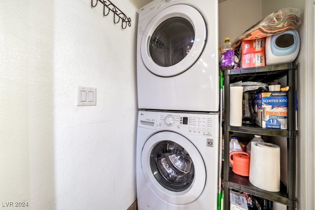 9962 Keephills Street