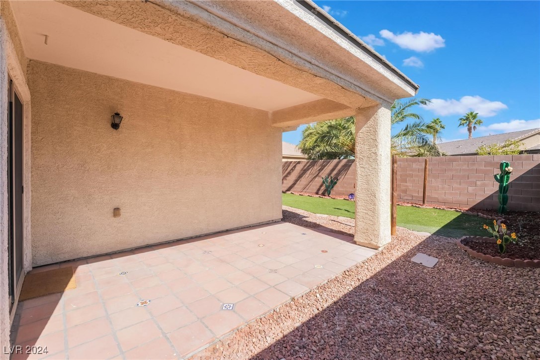 6724 Divers Loons Street