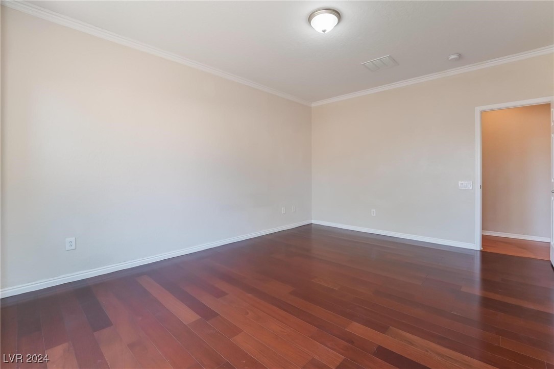 6724 Divers Loons Street