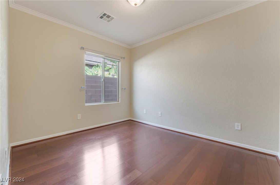 6724 Divers Loons Street