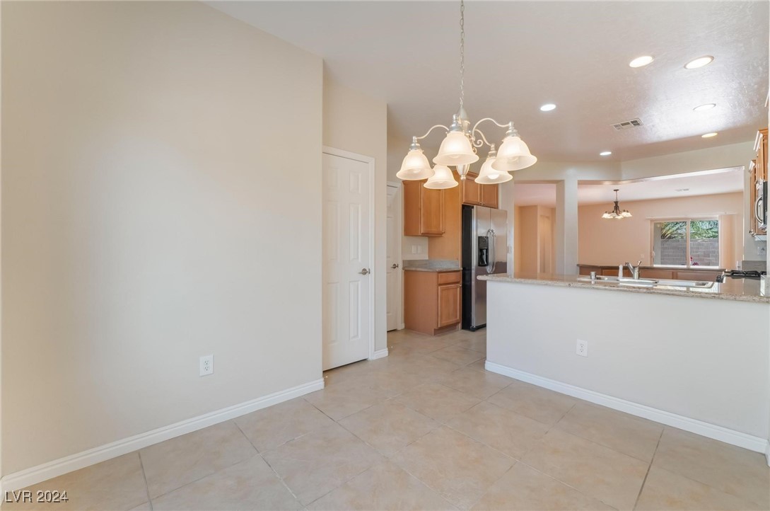 6724 Divers Loons Street