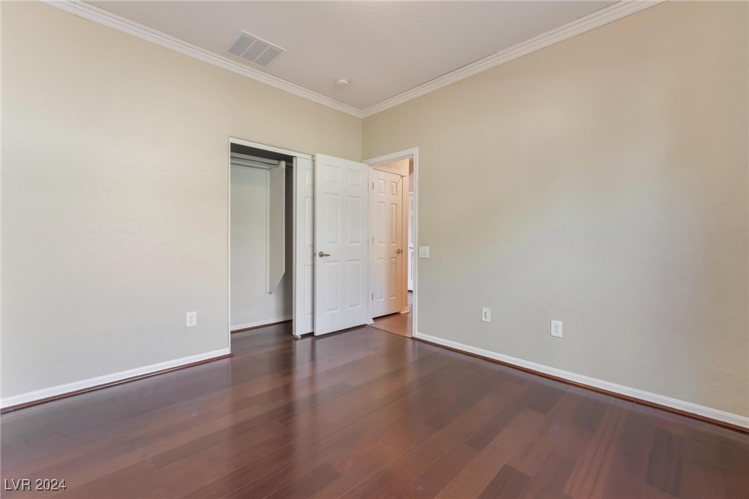 6724 Divers Loons Street