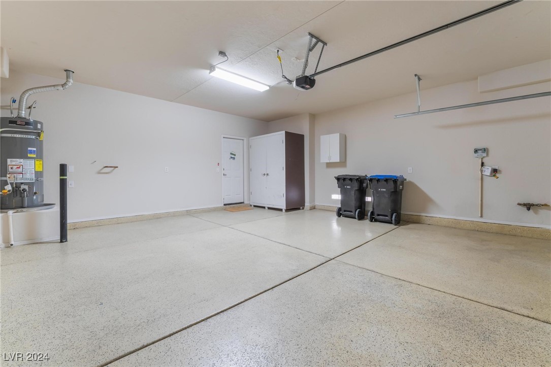 6724 Divers Loons Street