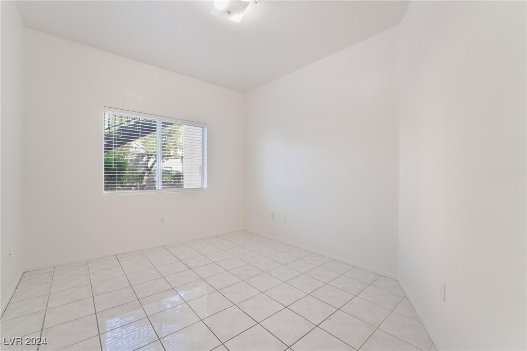 2291 West Horizon Ridge Parkway 5129