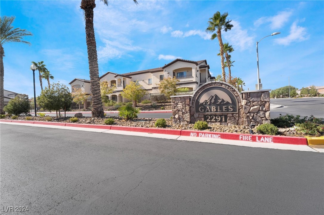 2291 West Horizon Ridge Parkway 5129