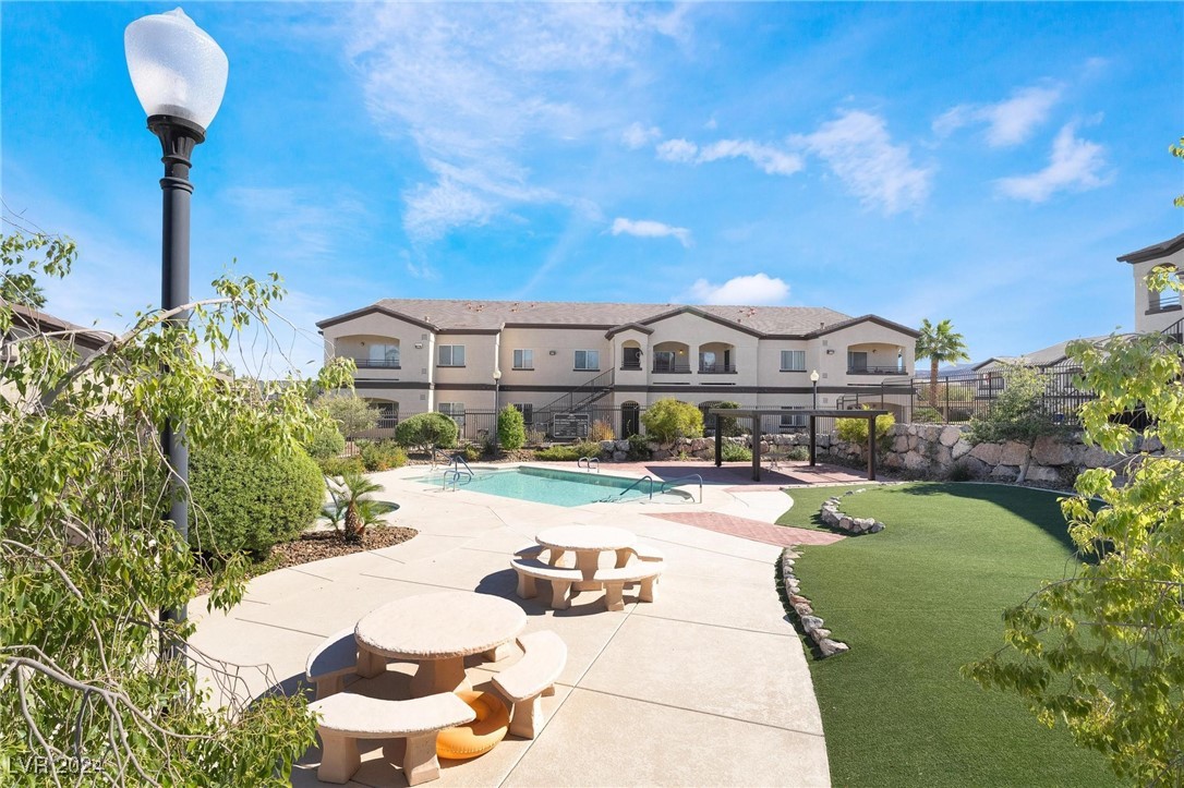 2291 West Horizon Ridge Parkway 5129