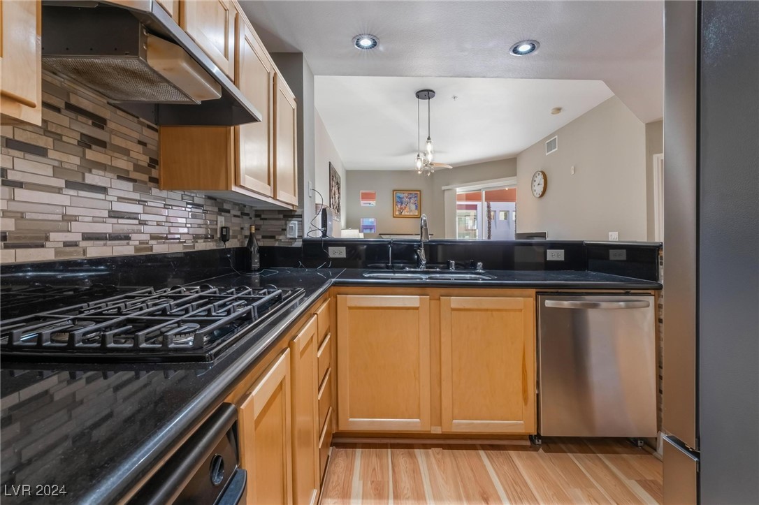 83 East Agate Avenue 201