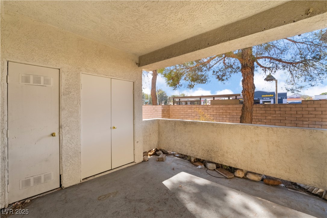 4890 Nara Vista Way 102