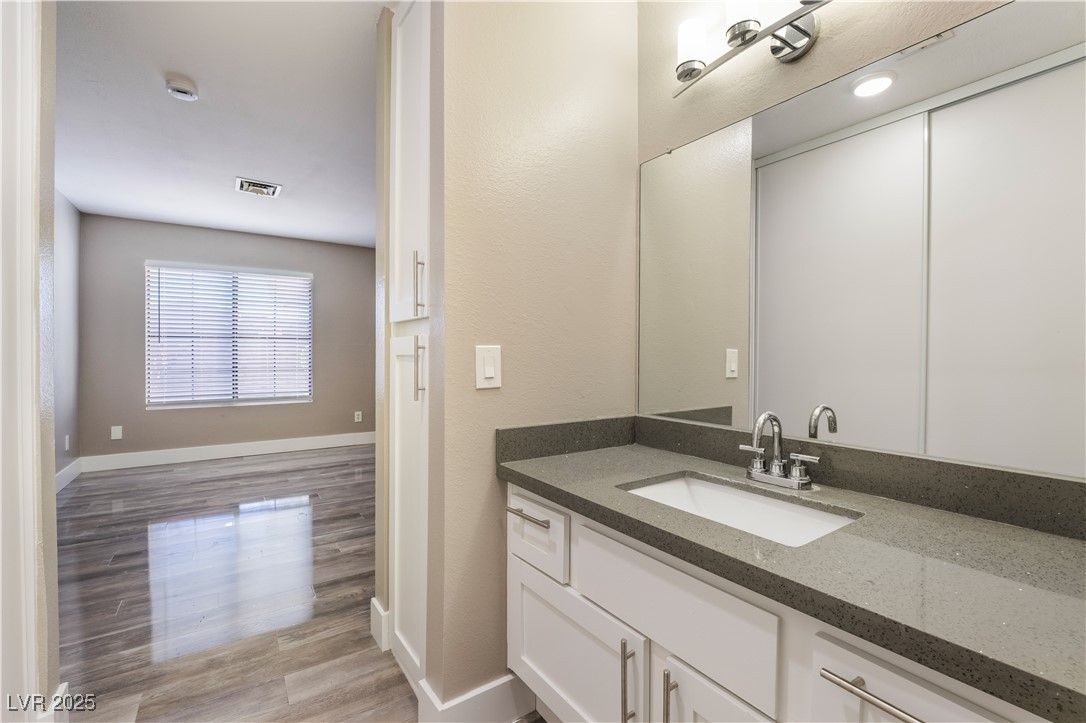 4890 Nara Vista Way 102