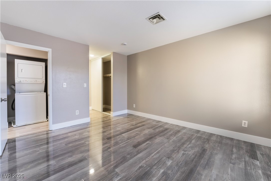 4890 Nara Vista Way 102