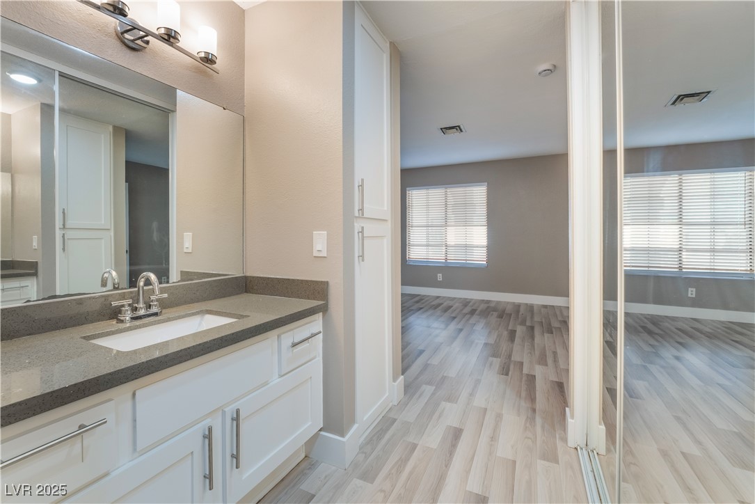 4890 Nara Vista Way 102