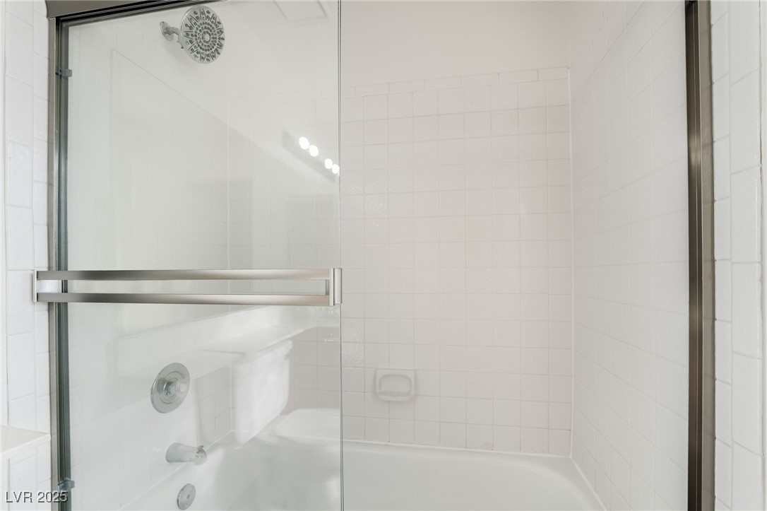 6857 Tamarus Street 202