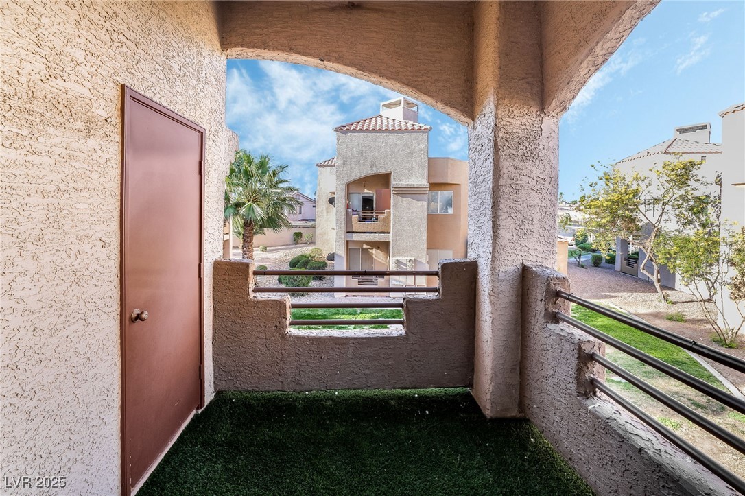 6857 Tamarus Street 202