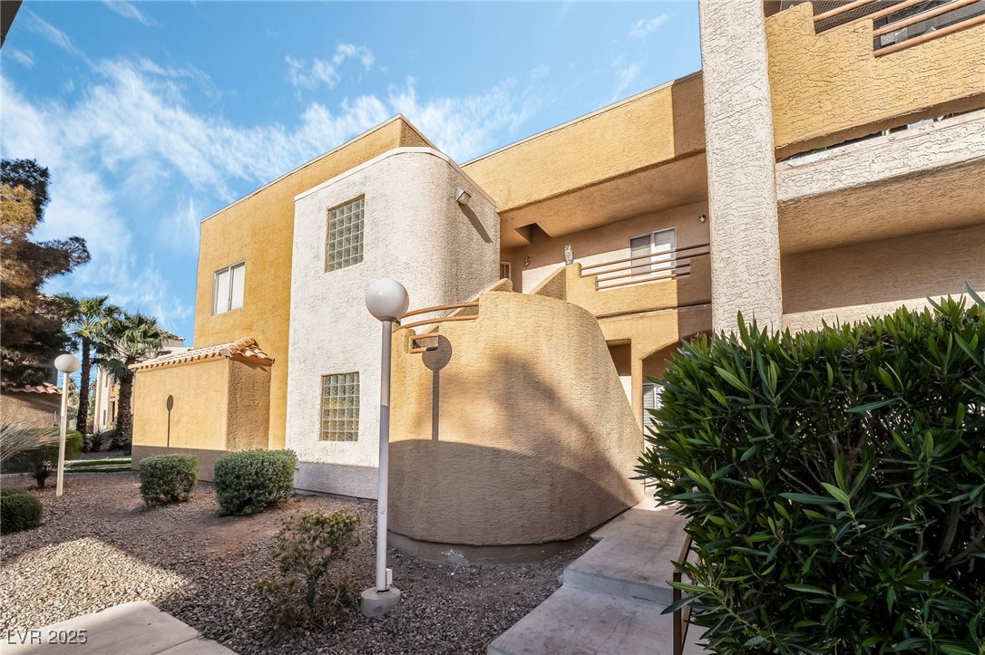 6857 Tamarus Street 202