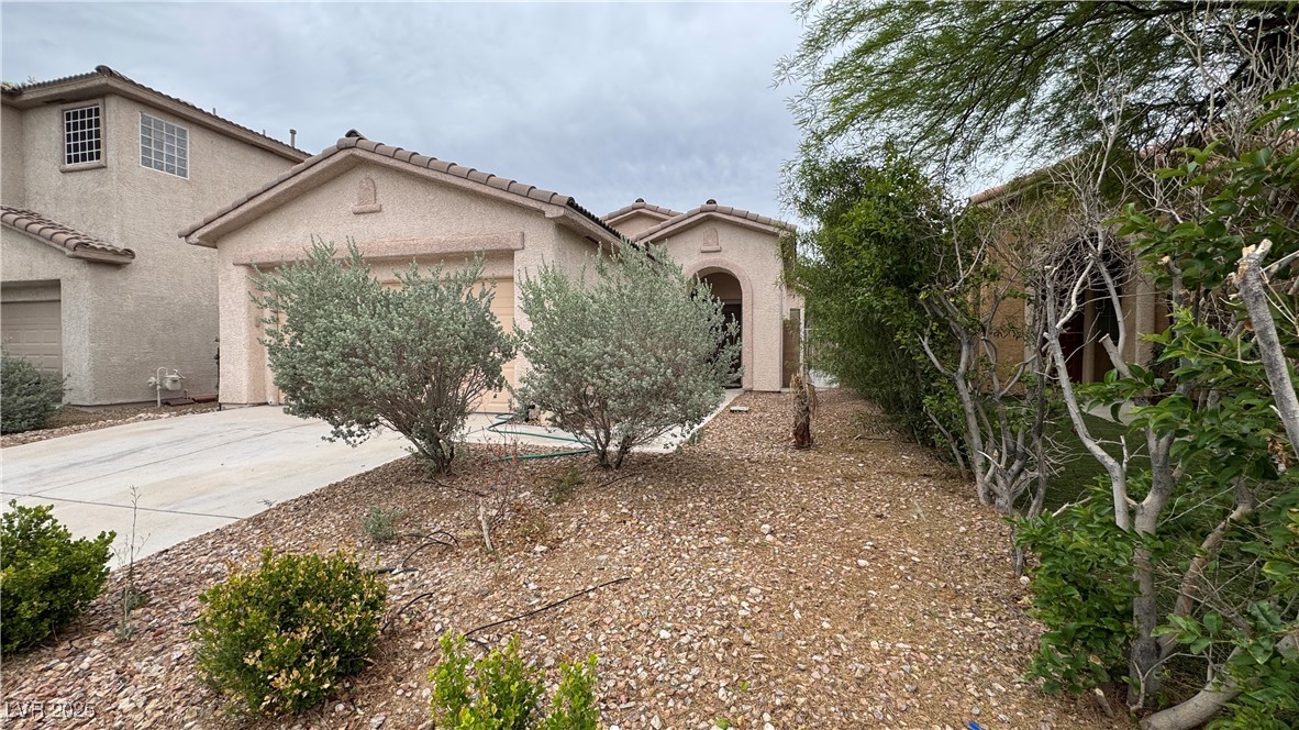 10780 Valencia Hills Street