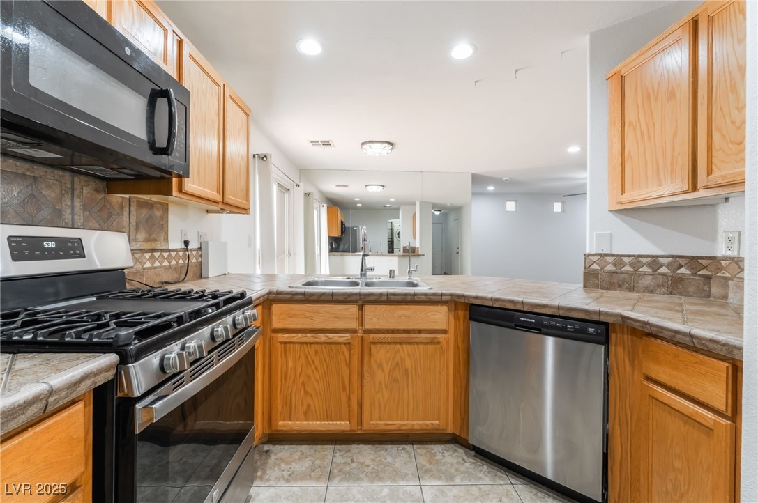 9962 Keephills Street