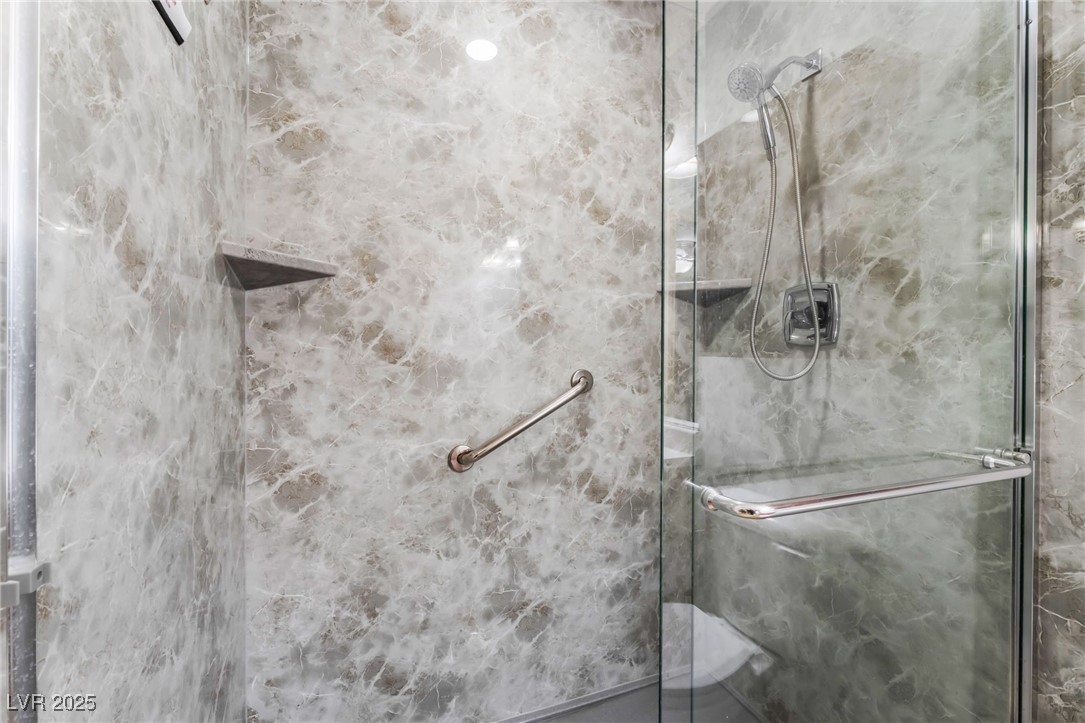 9962 Keephills Street