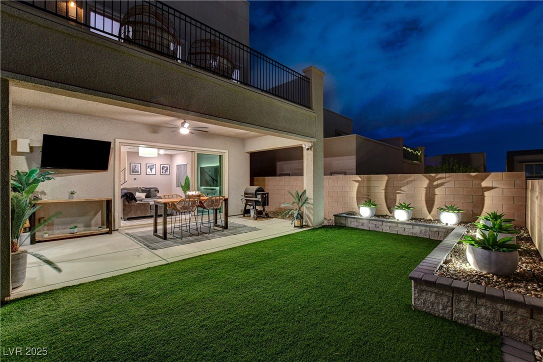 746 Horizon Canyon Drive