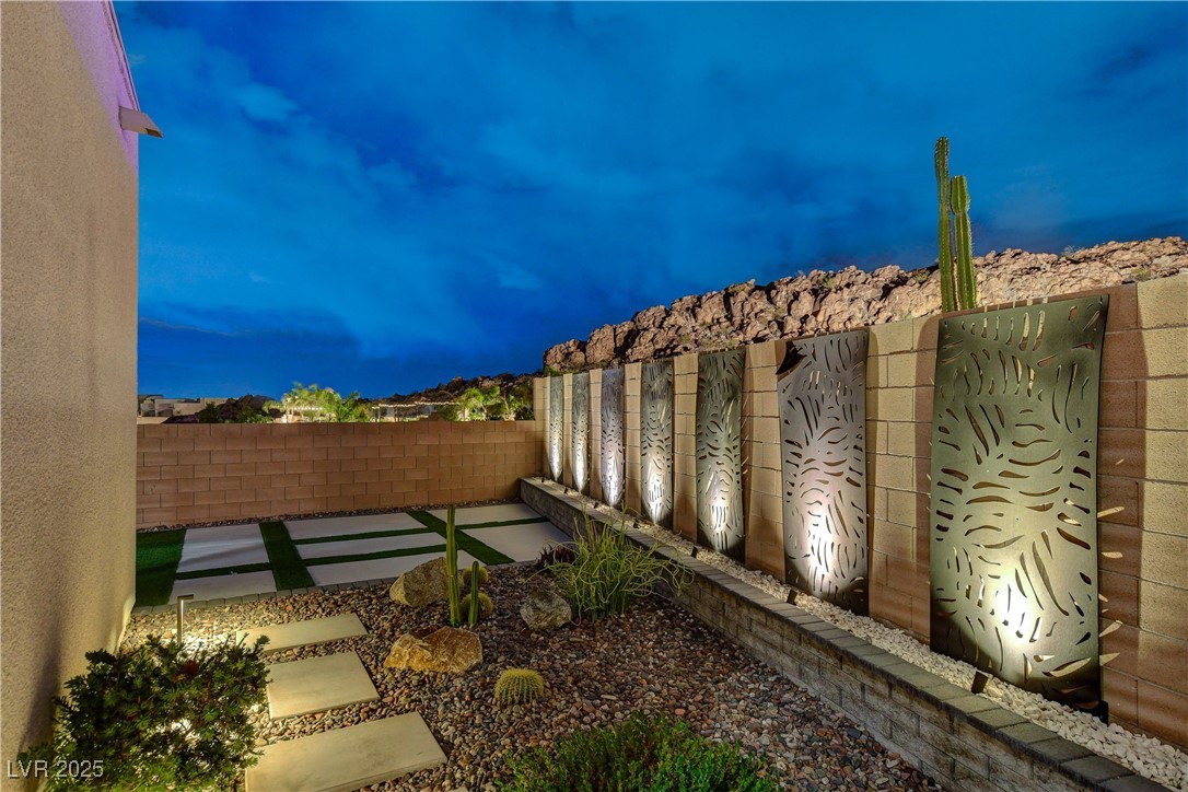 746 Horizon Canyon Drive