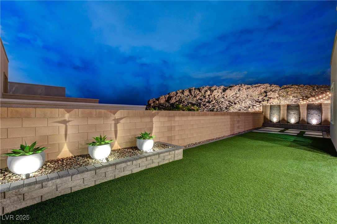 746 Horizon Canyon Drive