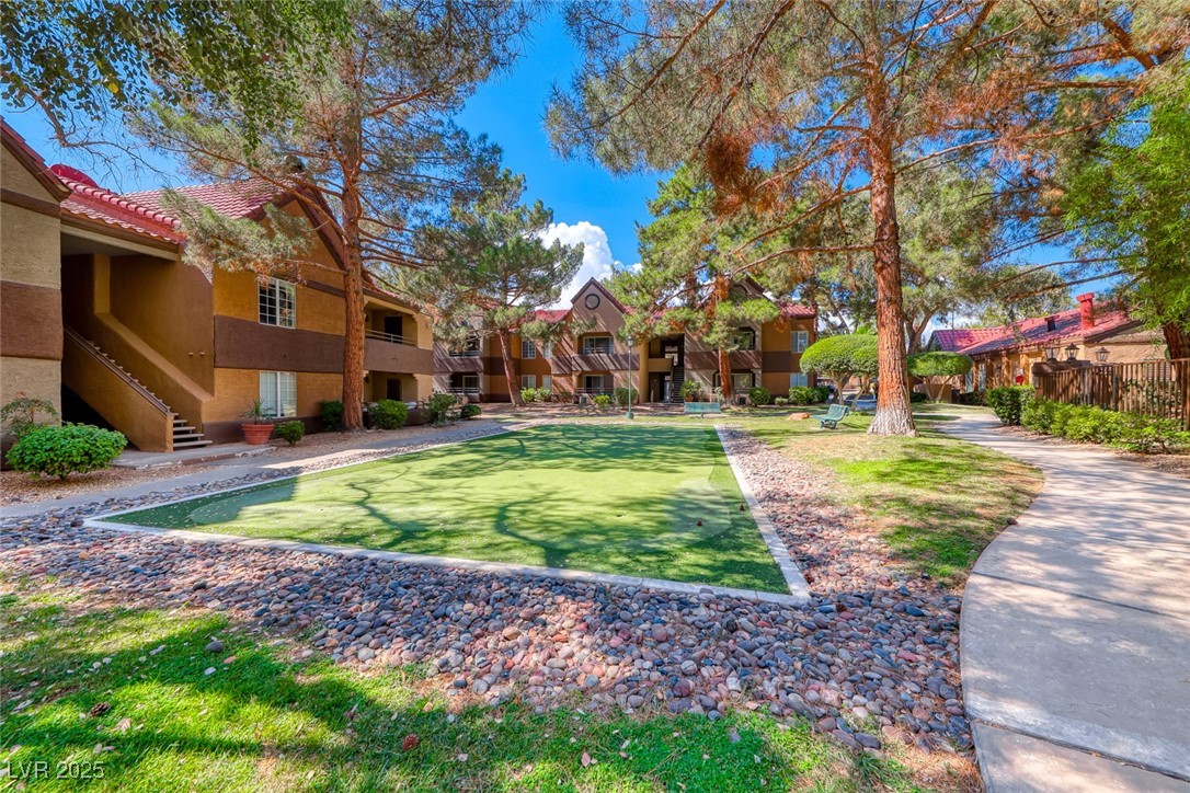 2200 South Fort Apache Road 2209