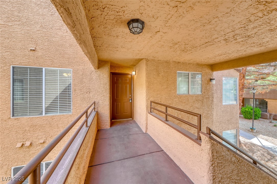 2200 South Fort Apache Road 2209