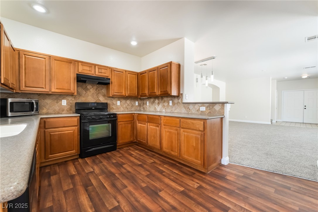 9175 Sunken Meadow Avenue