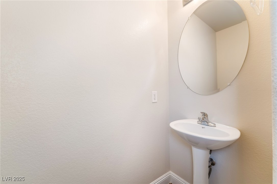 9175 Sunken Meadow Avenue