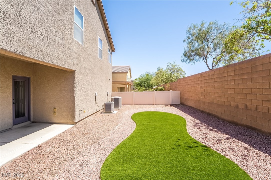 9175 Sunken Meadow Avenue